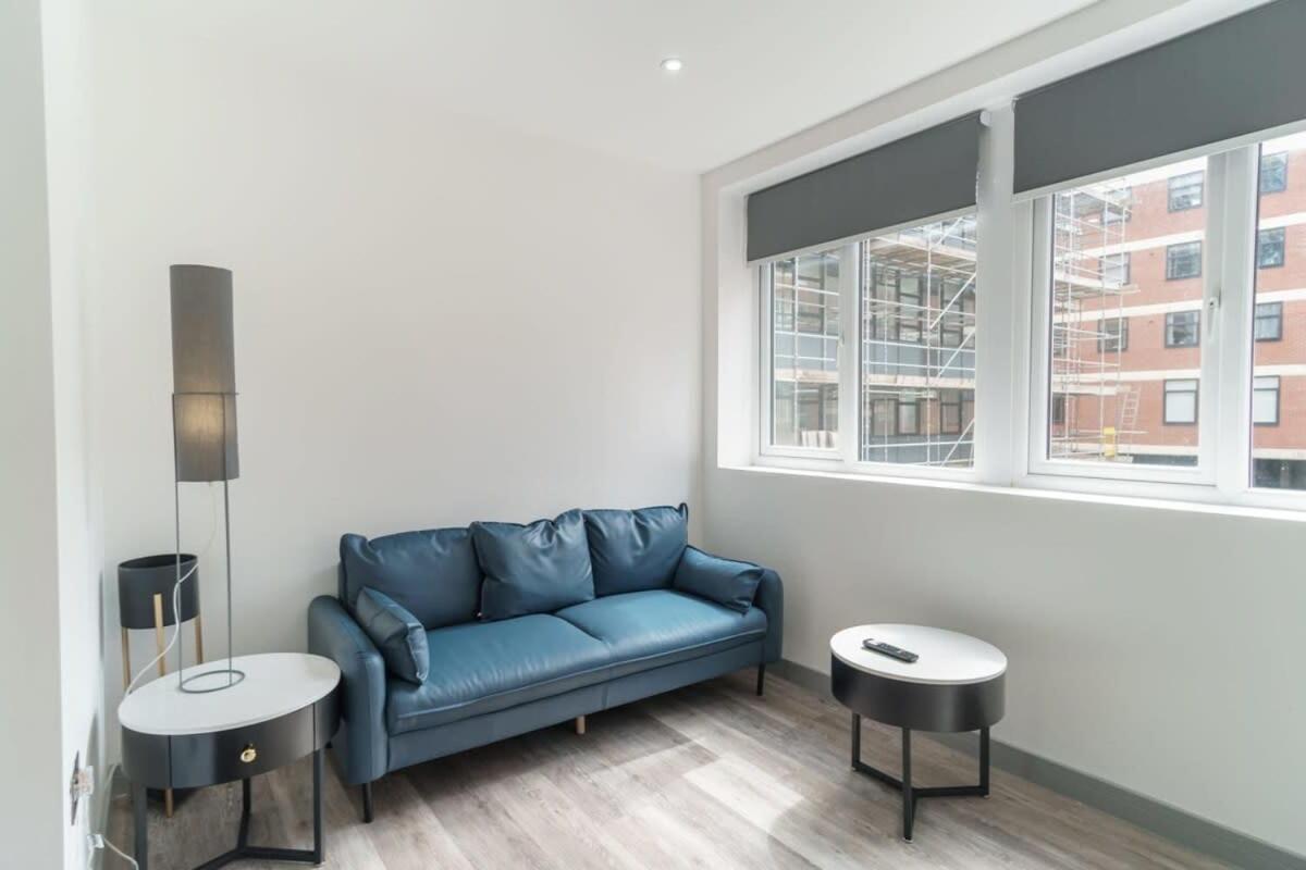 Modern 1 Bedroom Apartment In Preston Centre Eksteriør bilde