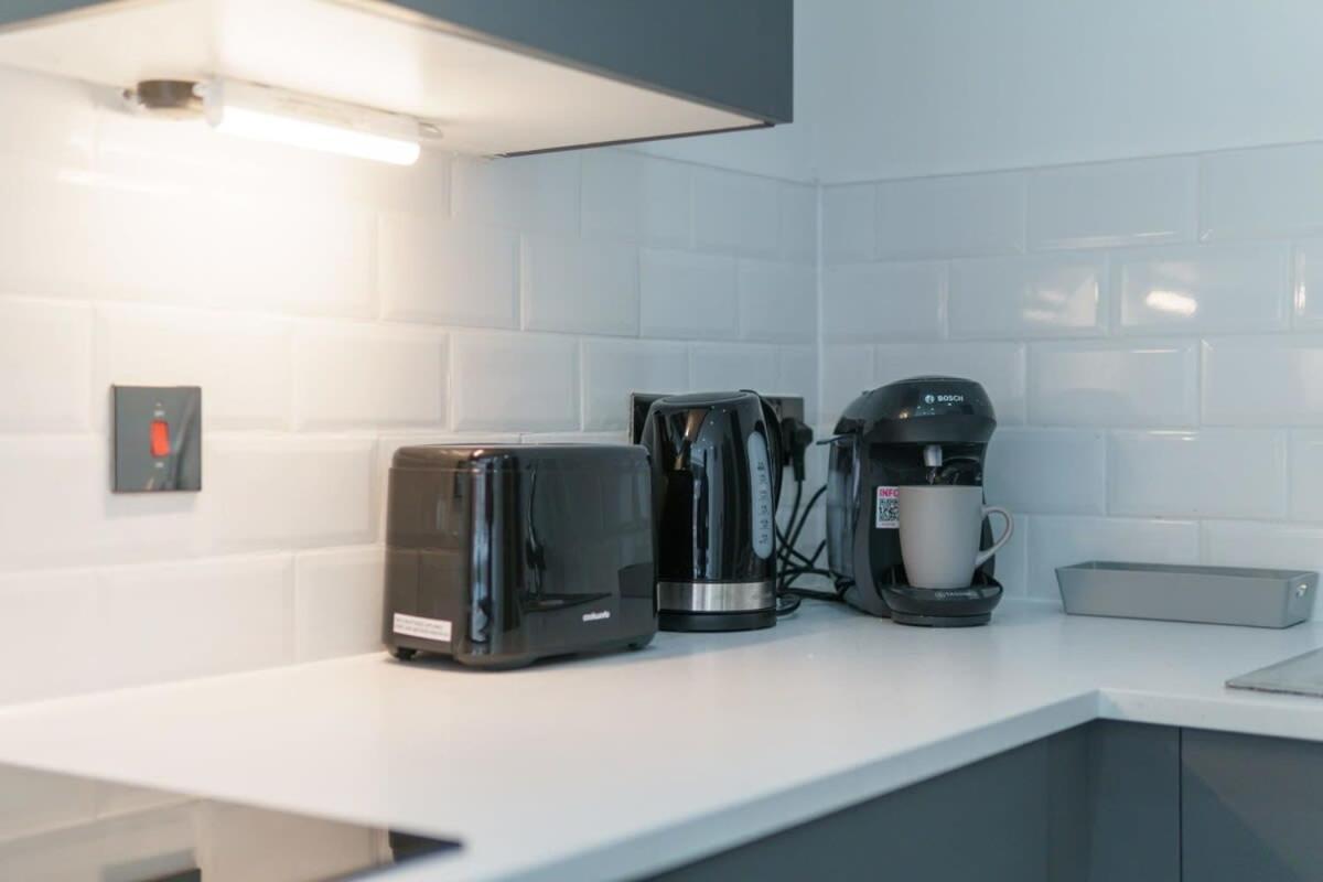 Modern 1 Bedroom Apartment In Preston Centre Eksteriør bilde